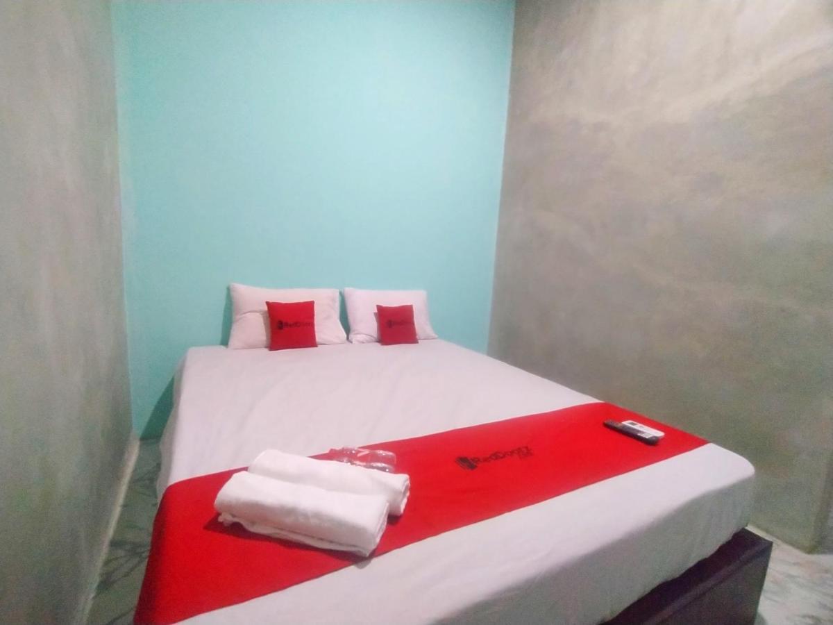 Reddoorz Syariah Near Exit Tol Bojong Hotel *
